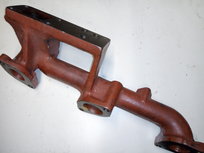 245-1008025-B Uitlaatspruitstuk turbo nieuw type